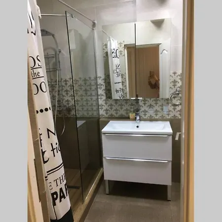 Apartament De Lux ,La Parter,In Cadrul Ansamblului Rezidential Delfinul 1 Apartment *
