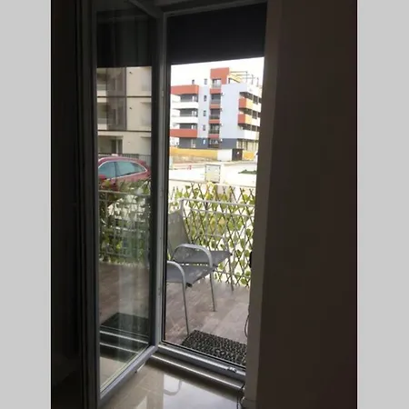 Apartament Apartament De Lux ,La Parter,In Cadrul Ansamblului Rezidential Delfinul 1
